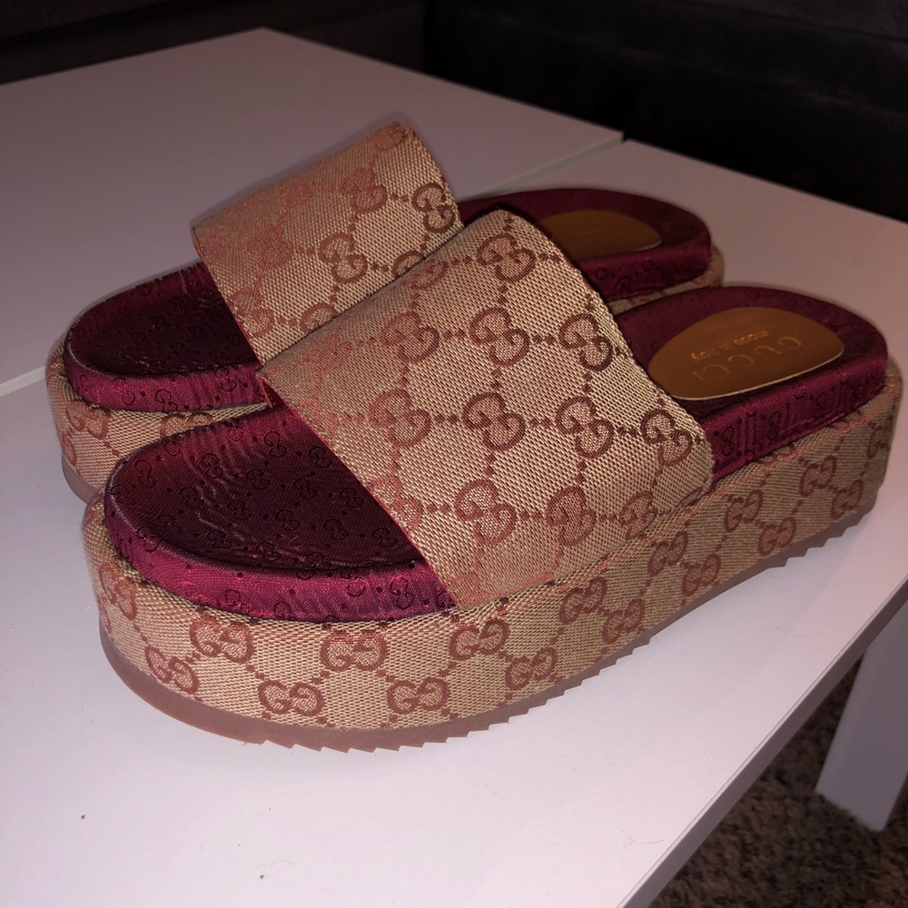 Gucci sandals, Authentic! Worn once.